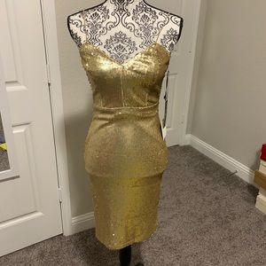 Gold Lulus sequin dress brand new S